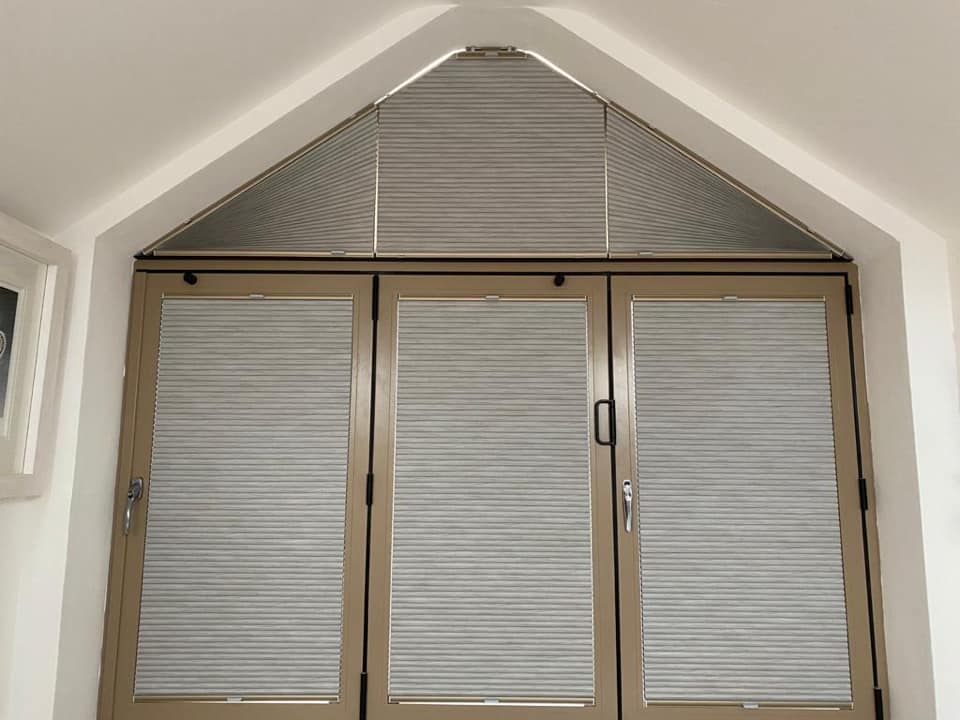 Perfect fit window blinds