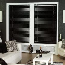 black venetian living room blinds